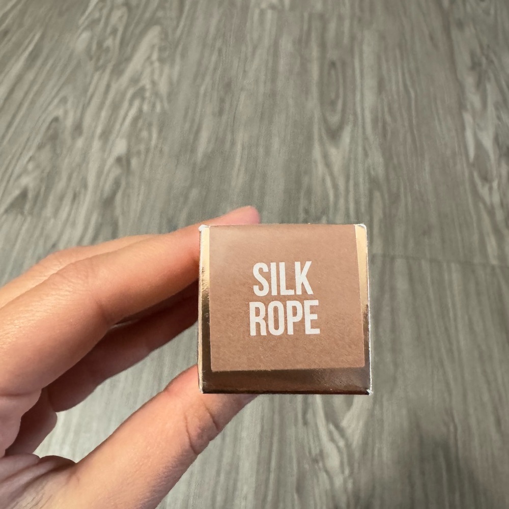 Jeffrey Star Silk Rope Gloss!